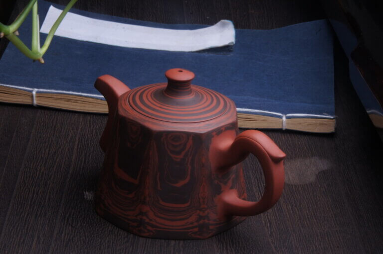 章燕城手拉壶《幻影》