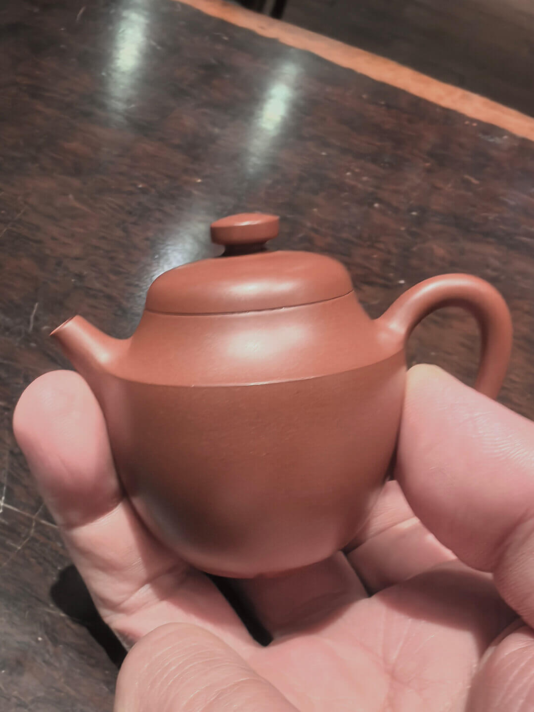 邱桂林手拉朱泥壶《巨轮珠》